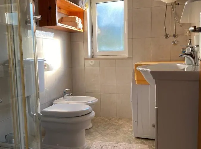 Luka Apartment *