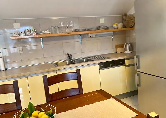 Apartment Luka *