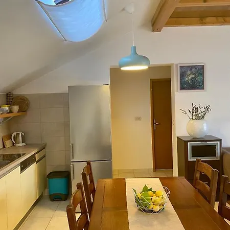 Apartment Luka